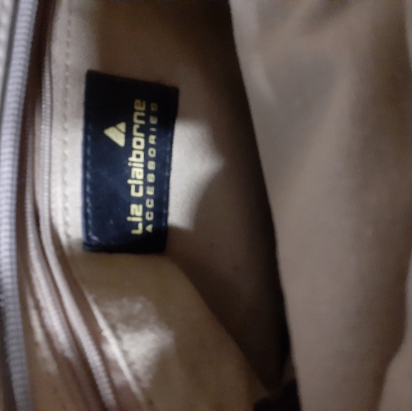 Liz Claiborne  camel purse - Picture 2 of 4